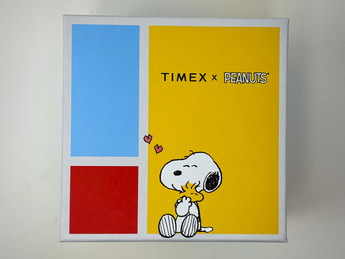 Timex x Peanuts Camper Ski